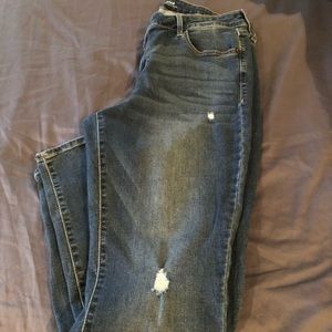 Old Navy | Distressed Skinny Jean, Size 14